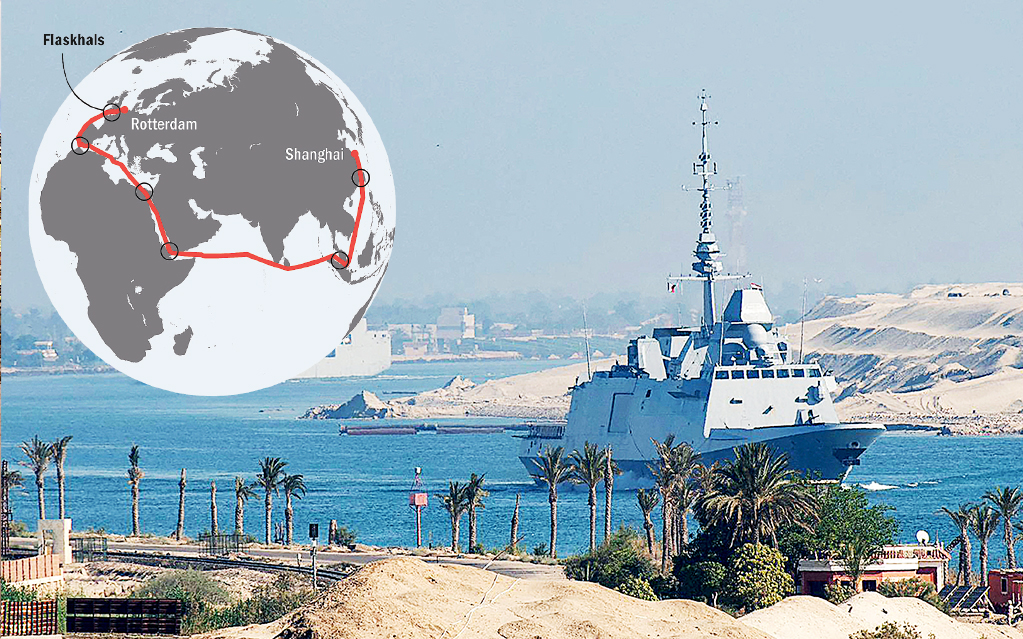 Stora fartyg i Suez Kanalen